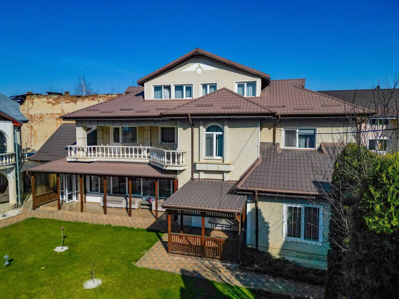 Bacau, proprietate exclusivista ultracentrala, eleganta, spatiu si rafinament