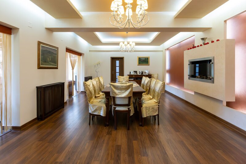 Bacau, proprietate exclusivista ultracentrala, eleganta, spatiu si rafinament